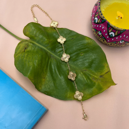Golden Clovers Bracelet